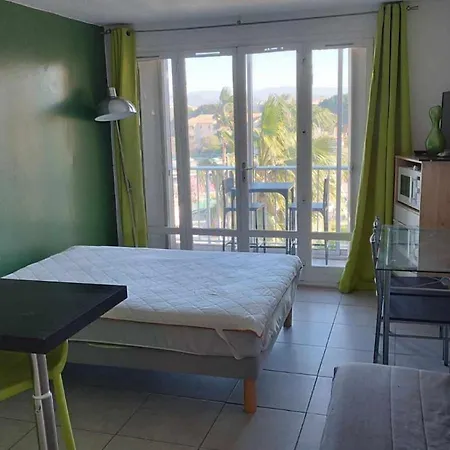 Avec Place De Parking Apartamento *